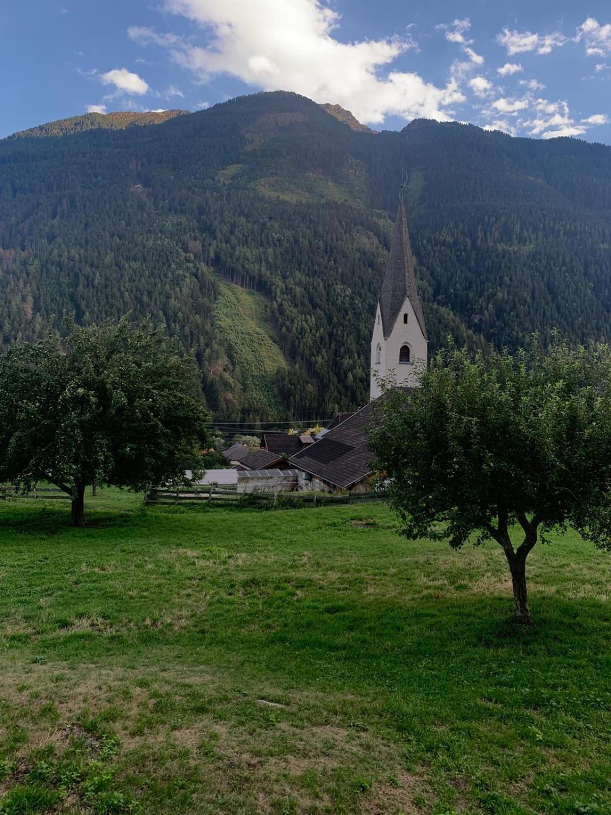Panorama Apartments Semslach Obervellach Buitenkant foto